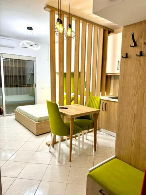 Elena's Kristal Studio